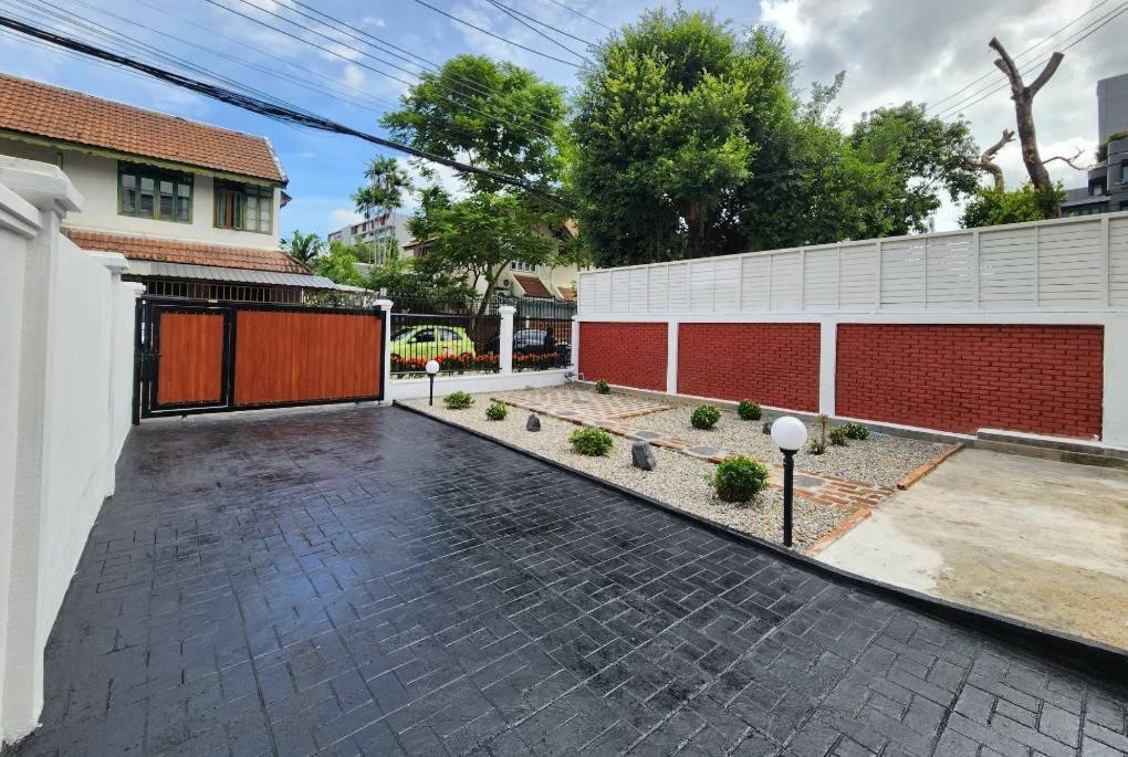 Вілла Boxsoon Nimman 2 # 4Beds 3Baths Чіангмай Екстер'єр фото